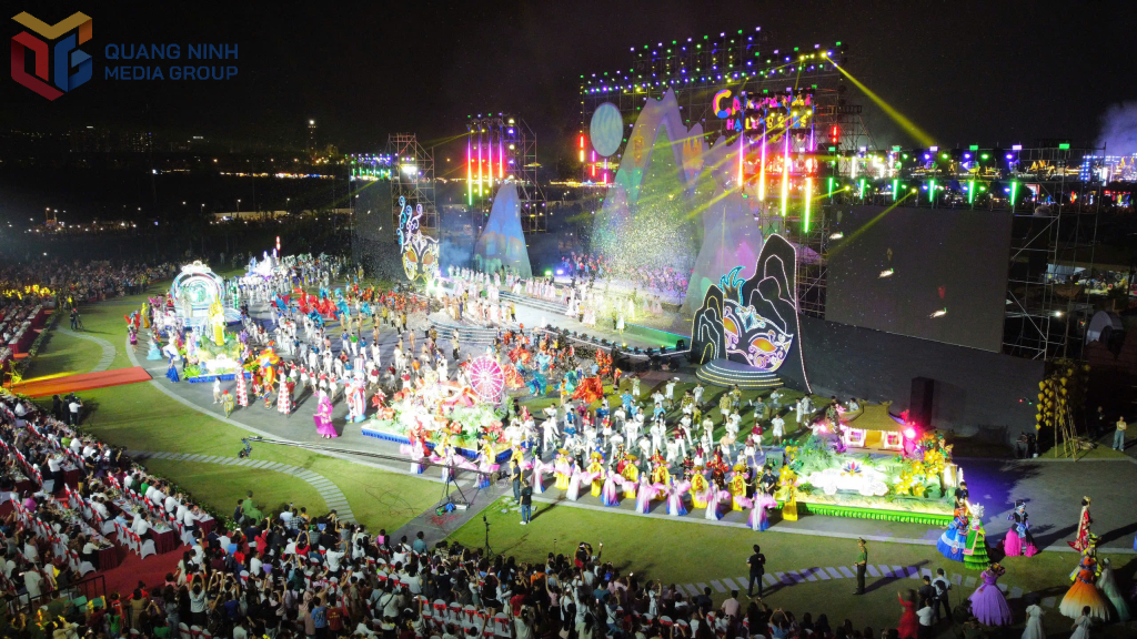 Carnaval Hạ Long đã trở thành thương hiệu du lịch riêng có của Quảng Ninh. Ảnh: Minh Hà