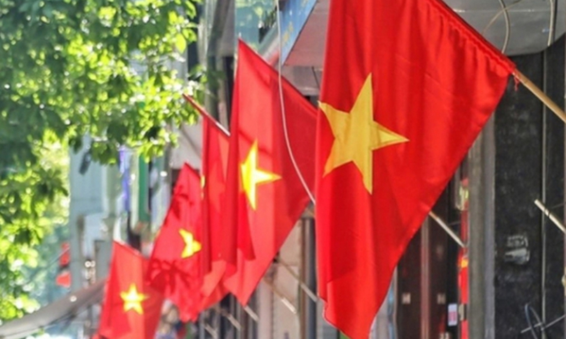 Quốc kh&aacute;nh 2026: C&ocirc;ng chức, vi&ecirc;n chức nghỉ 5 ng&agrave;y li&ecirc;n tiếp, l&agrave;m b&ugrave; v&agrave;o thứ Bảy 22/8
